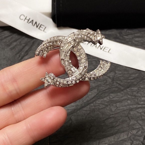 ๐โจAUTHENTICโจ๐ CHANEL brooch - Picture 6 of 6